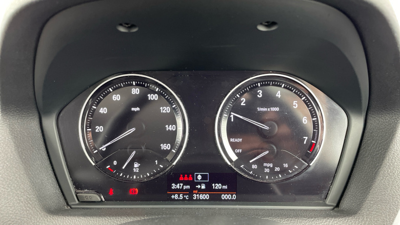 BMW 1 Series 118i [1.5] SE 5dr [Nav] Petrol Hatchback